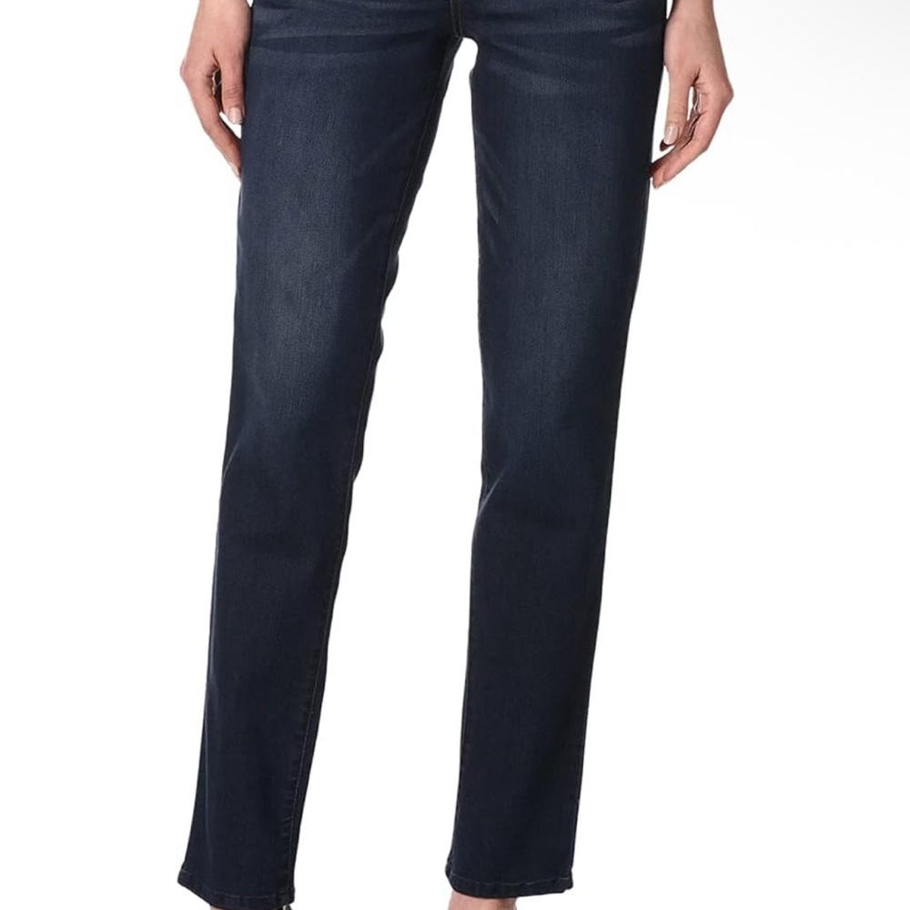 NWT Democracy Womens Ab Solution Straight Leg Jean - Color: Indigo